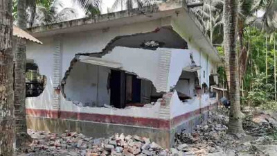 বাগেরহাটে পুরুষ শূন্য শতাধিক পরিবার, আতঙ্কে নারী ও শিশুরা বাগেরহাটে পুরুষ শূন্য শতাধিক পরিবার, আতঙ্কে নারী ও শিশুরা